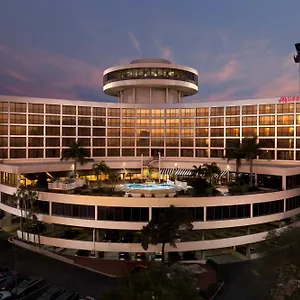 4* Hotel Airport Marriott