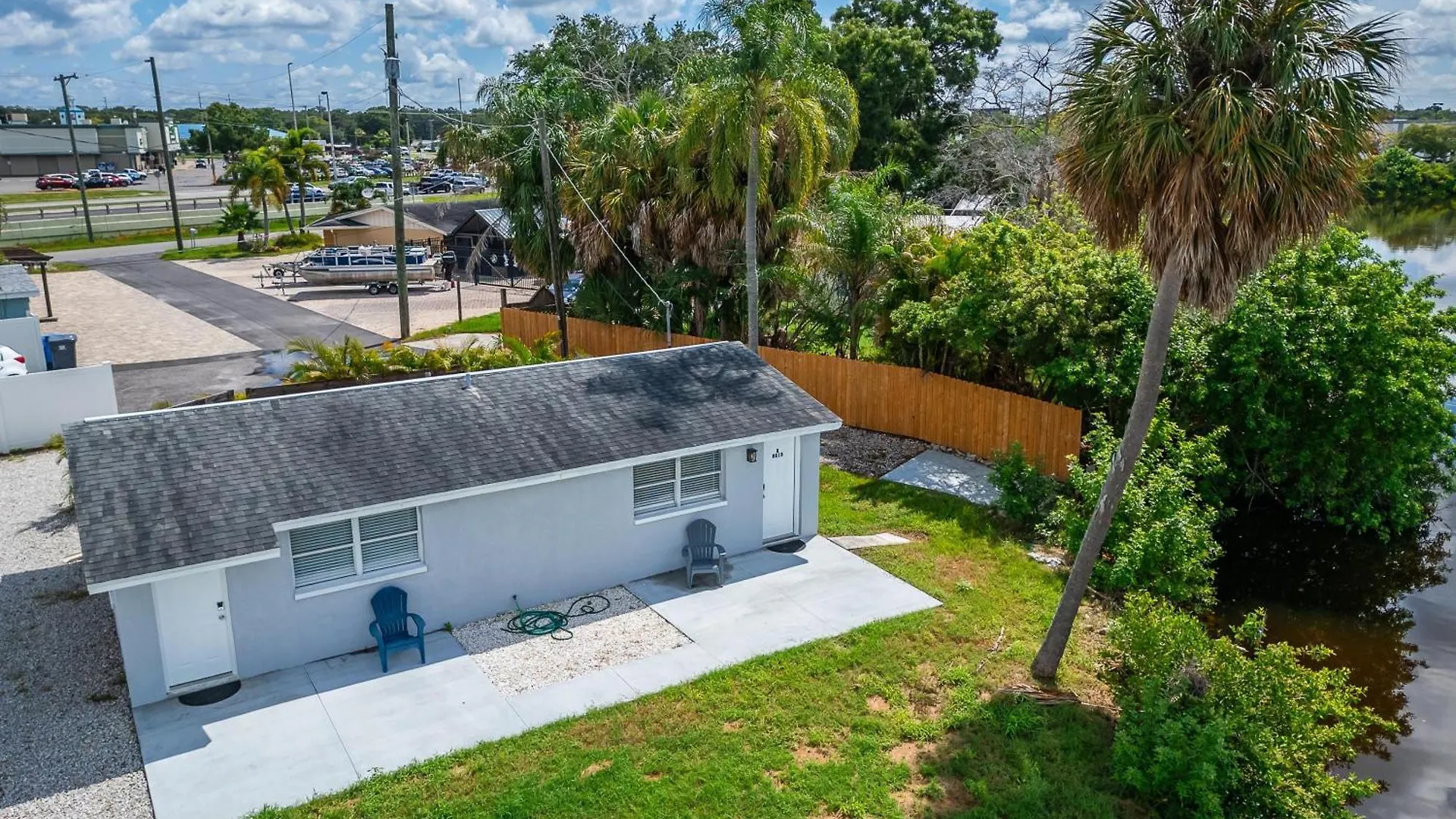 8818 Rocky Creek Drive Unit B Villa Tampa United States