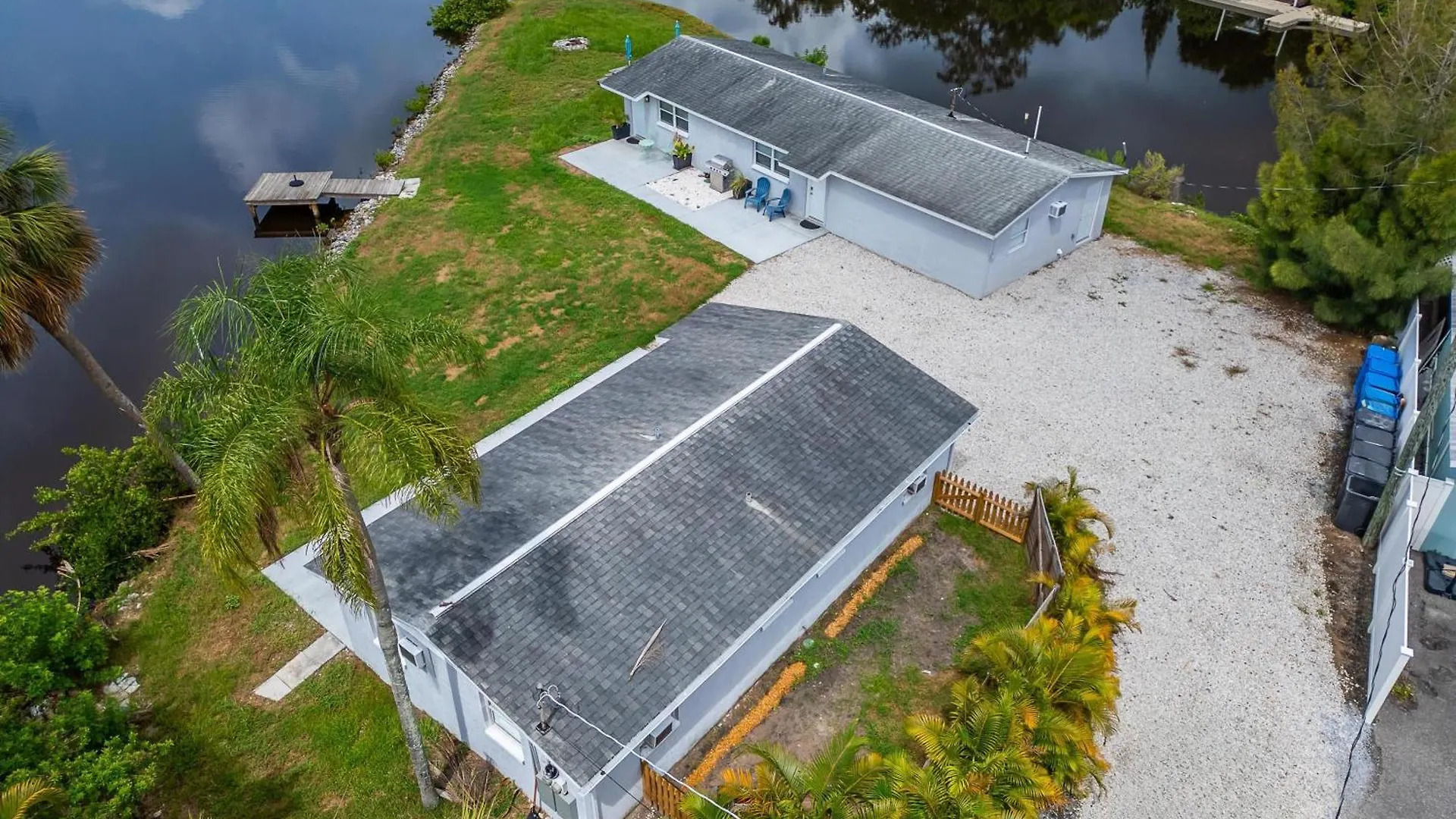 8818 Rocky Creek Drive Unit B Villa Tampa