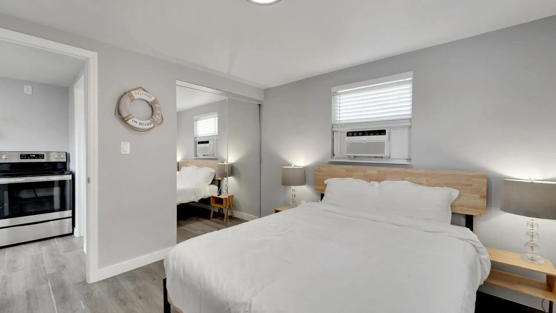 8818 Rocky Creek Drive Unit B Villa Tampa 0*,